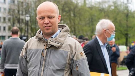 Vedum tok med faren på landsmøtetale - ht.no