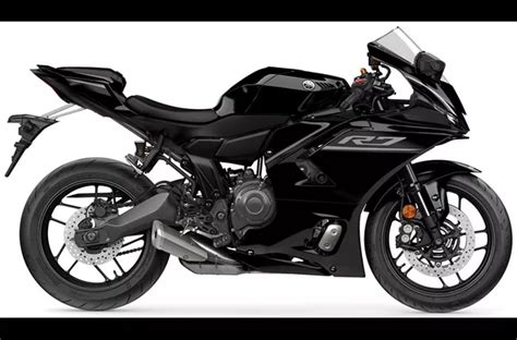 Yamaha R6 RACE 2024 vs Yamaha R7 2026