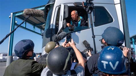 Media executives urge Israel to permit independent journalist access to ...