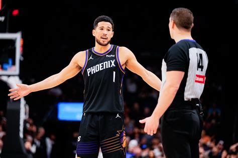 Suns reveal Devin Booker's injury status ahead of matchup vs. Kings ...