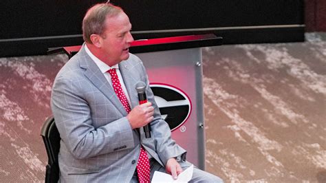Jeff Dantzler's long path to new job calling Georgia football on radio