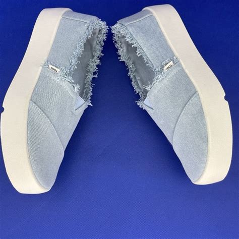 Toms Shoes Womens 8.5 Verona Sneakers Light Denim Platform Slip On ...