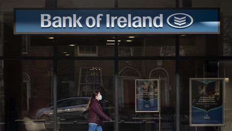 Bank of Ireland says bonuses at risk as not enough staff meeting minimum number of office days