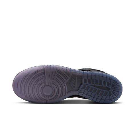 Dunk Low 'Black and Pink Rise' (IM3077-600) release date. Nike SNKRS