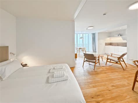 Apartment housingocuruña Rua Do Anxo 22 - Flats for Rent in A Coruña ...