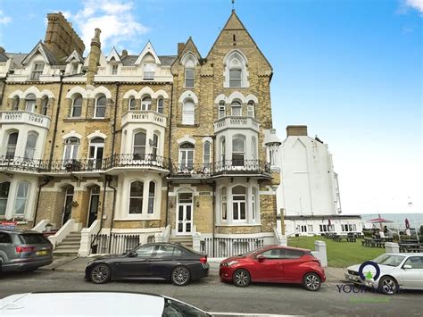 8 bedroom End Terrace House for sale, Albert Road, Ramsgate, CT11 | £ ...