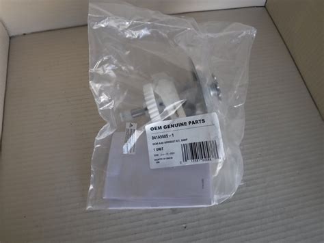 Eaton S21-SP Universal Angle Male Power Plug 30/50 Amp 125/250V