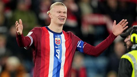 Erling Haaland makes 'a lot on my shoulders' claim as part of Man City striker's 'great ...