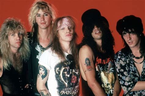 Guns N’ Roses frontman Axl Rose loses it in on-stage meltdown as he ...