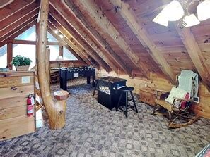 Mick's Hideaway | Serene Views, Large Deck, Game Tables Reviews, Deals ...