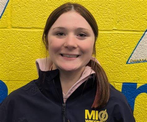 History-making champion leads Bay City area contingent at girls ...