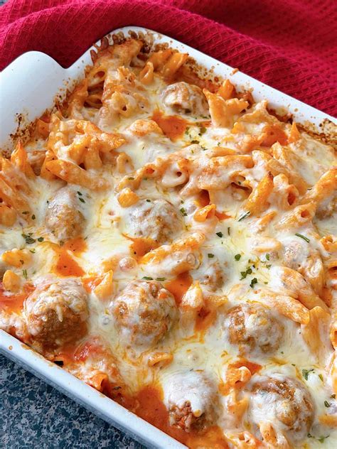 Dump and Bake Meatball Casserole - The Mommy Mouse Clubhouse