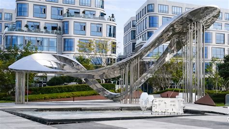 Urban art installations transform city parks into attractions China