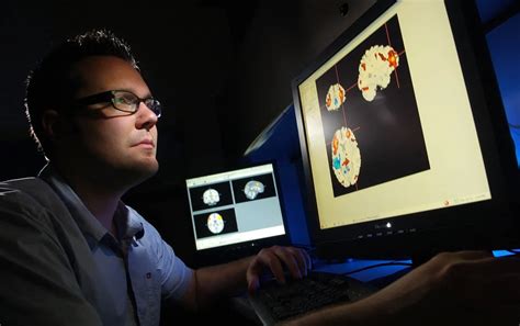 Researchers map alternating motor cortex networks with precision fMRI