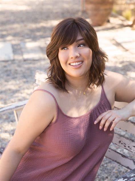 Braylen by Amore Synthetic Wig – CHIQUEL Canada