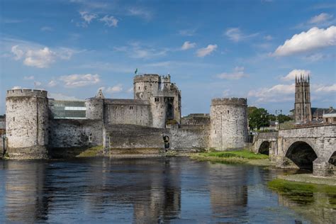 Moving to Ireland from the US: Complete 2026 guide for expats
