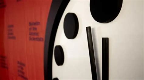 How to read the Doomsday Clock