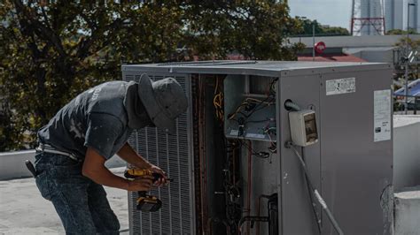 Comparação de desempenho e eficiência entre os gases de escape R410A e ...