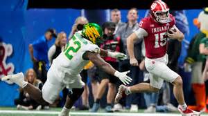 Indiana football stats vs Oregon in first half of CFP Peach Bowl semifinal