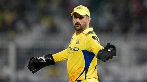 MS Dhoni wants Indian head coach for CSK, former Tamil Nadu player ...