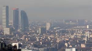 Greater air pollution exposure is linked to increased Alzheimer’s risk ...