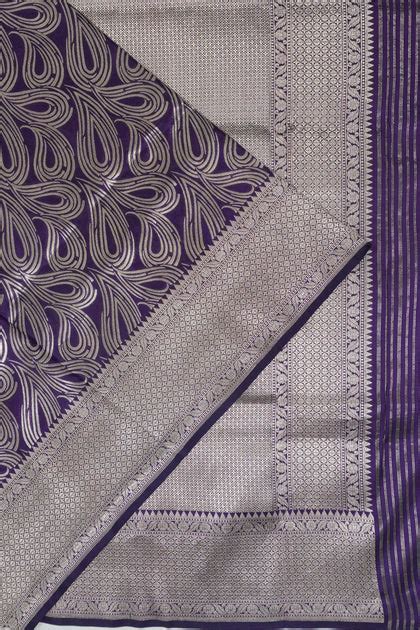 Vaanya Banaras Brocade Violet Saree | Kankatala