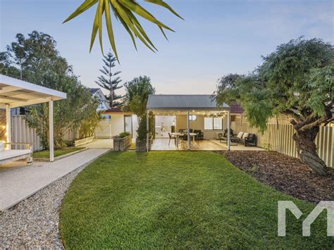 Real Estate & Property for Sale in Beaconsfield, WA 6162 - realestate ...