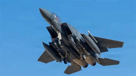Missing pilot from downed F-15 fighter jet in Iran rescued after 'heavy ...