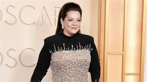 Side-by-side Oscars pics of Melissa McCarthy crystallize why Ozempic ...