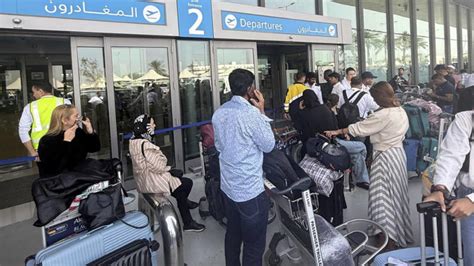 India-UAE travel alert: Middle East airspace shutdown triggers global ...