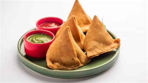 Prayagraj names samosa its signature dish
