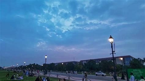Rain, thunderstorm lash Delhi-NCR; bring respite from sweltering heat
