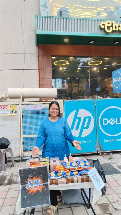 This 25-YO Bengaluru woman works at her marketing job on weekdays and ...