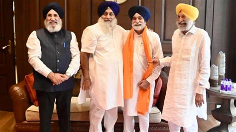 Punjab News: Veteran Leader Sikandar Singh Maluka Rejoins Shiromani ...