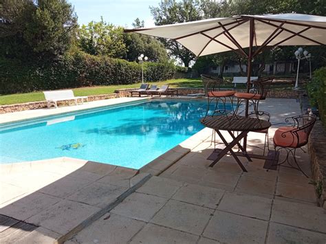 Jules Room - Agritourism - Bed and breakfasts for Rent in Brignoles ...