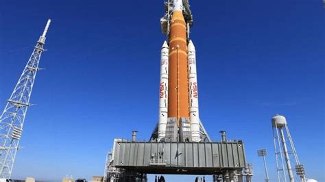 Artemis II March moon mission delayed? NASA detects helium flow issue ...