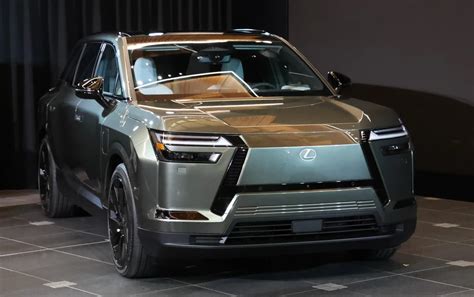 Lexus debuts first three-row electric SUV with 402 hp, 300-mile range