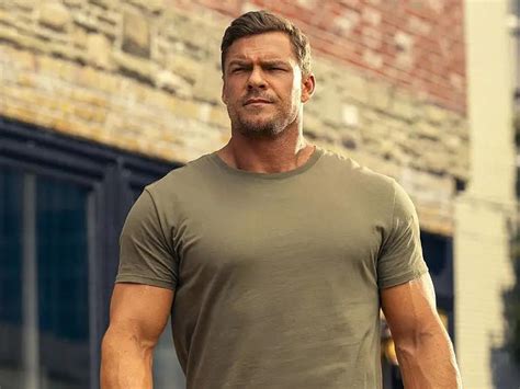 Alan Ritchson gets involved in neighbourhood scuffle: Here’s all we ...