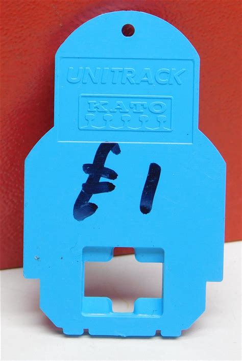 Elaine's Trains - Kato N gauge Unitrack clearance gauge
