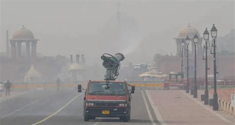 Delhi enforces first anti-pollution curbs of the season