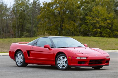 Honda launches heritage parts program for classic Acura NSX