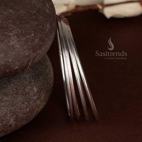 Oxidised German Silver Thin Lined Plain Bangles Set of 4 – Sasitrends