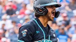 LSU, Coastal Carolina CWS finale: How teams match up