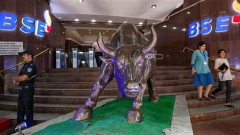 October stock market analysis: A rebound, a rate shock, and protecting ...