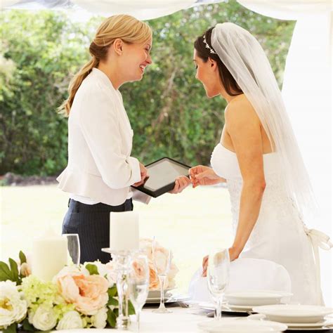 Wedding decorator salary | Honestweddingadvice.com