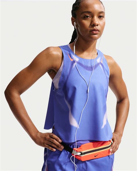 Nike AeroSwift Women's Dri-FIT ADV Cropped Running Tank Top. Nike LU