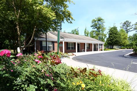 Audubon Village Apartments - 4901 Wood Thrush Cir Richmond, VA 23231 ...
