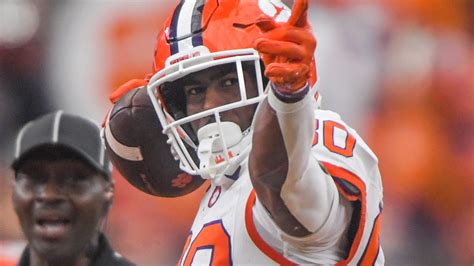 Beaux Collins injury update: Clemson football WR tore plantar fascia