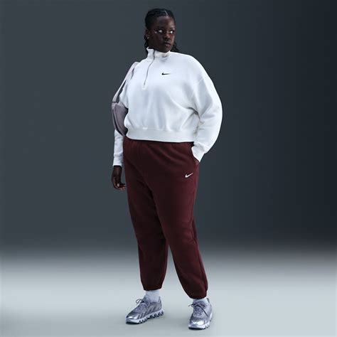 Phoenix Fleece. Nike IL