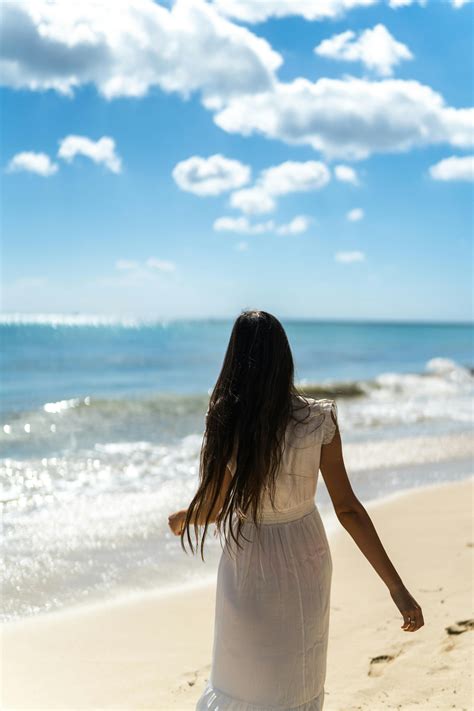 Лучшие фото (700 000+) по запросу «Young-people-beach» · Скачивайте ...